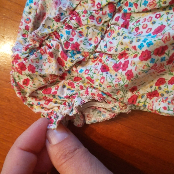 LEI Short Sleeve Floral Blouse Size 4/5 - Picture 5 of 5